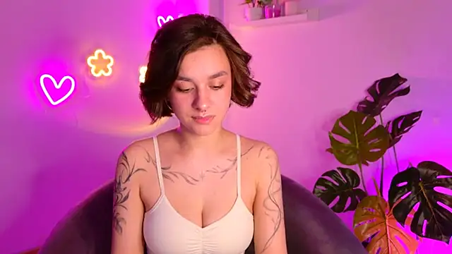 Snapshot of Celine_Dionn chatting on 9, 5, 2026 Celine Dionn online show from 9, 5, 2026