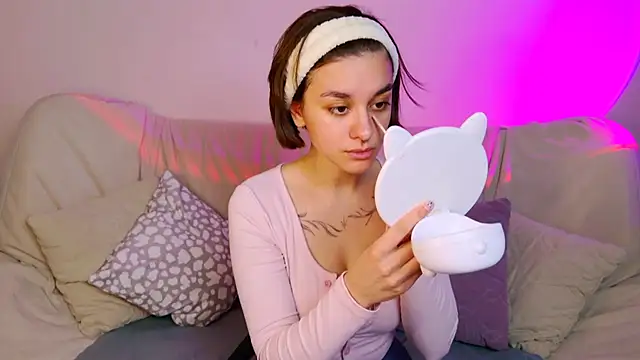 Snapshot of Celine_Dionn chatting on 22, 5, 2026 Celine Dionn online show from 22, 5, 2026