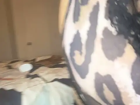 Missredboneo12 online show from 26, 10, 2025