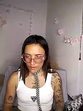 Yaumiko online show from 2, 2, 2026