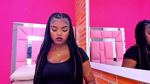 Snapshot of malu_horny_69 chatting on 14, 12, 2024 malu horny 69 online show from 14, 12, 2024