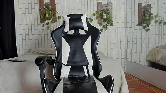 jacksson lawrence online show from 27, 11, 2025