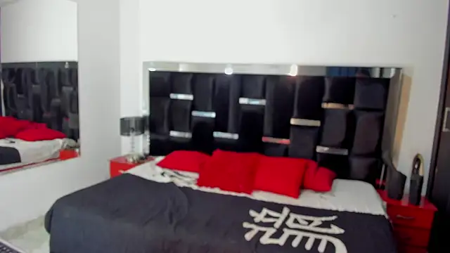 Loremhotsex online show from 24, 9, 2025