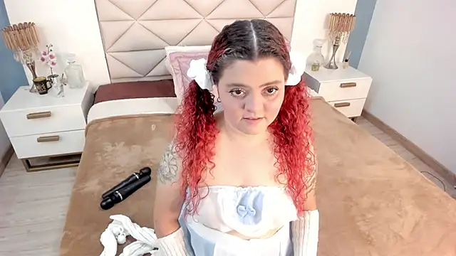 Twwiiggy online show from 13, 1, 2026