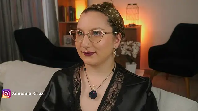 Ximenna Cruz online show from 13, 3, 2026