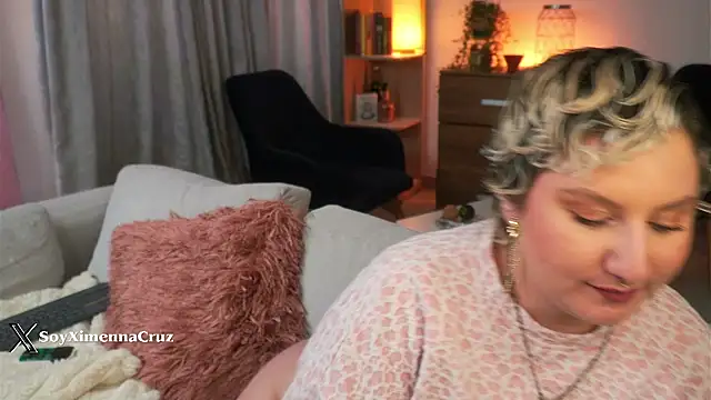 Ximenna Cruz online show from 19, 3, 2026