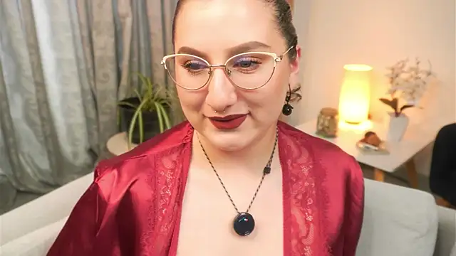 Ximenna Cruz online show from 11, 4, 2026