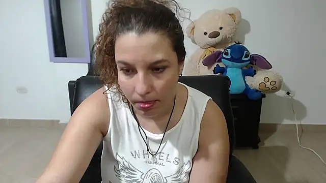 Snapshot of alexia_87 chatting on 9, 2, 2025 alexia 87 online show from 9, 2, 2025