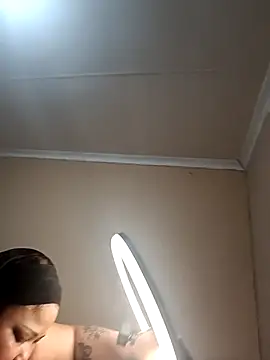 XXSEXYBBW94 online show from 14, 11, 2025