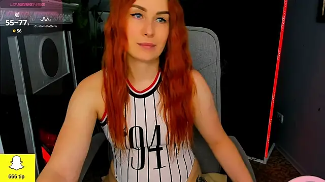 YrKiraXO online show from 24, 2, 2025