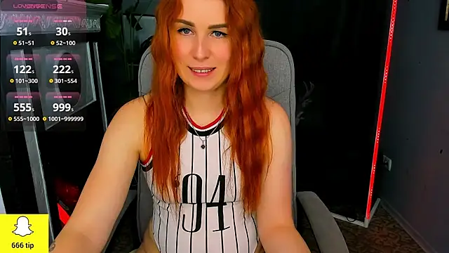 YrKiraXO online show from 24, 2, 2025