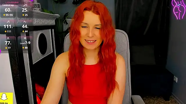 YrKiraXO online show from 1, 2, 2025