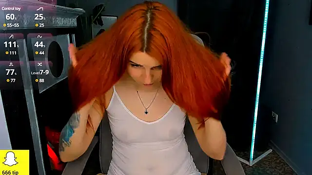 YrKiraXO online show from 11, 3, 2025