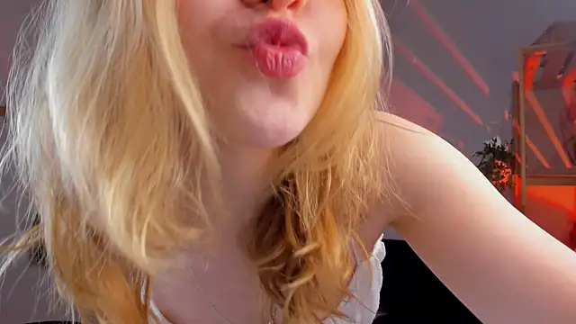 stay with alice online show from 25, 1, 2025