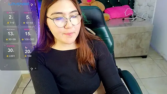 Snapshot of conniejames_m chatting on 3, 6, 2026 conniejames m online show from 3, 6, 2026