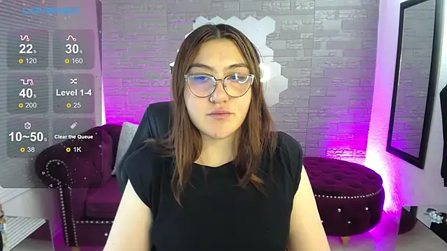 conniejames m online show from 22, 4, 2026