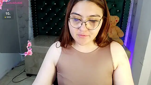 Snapshot of conniejames_m chatting on 11, 6, 2026 conniejames m online show from 11, 6, 2026