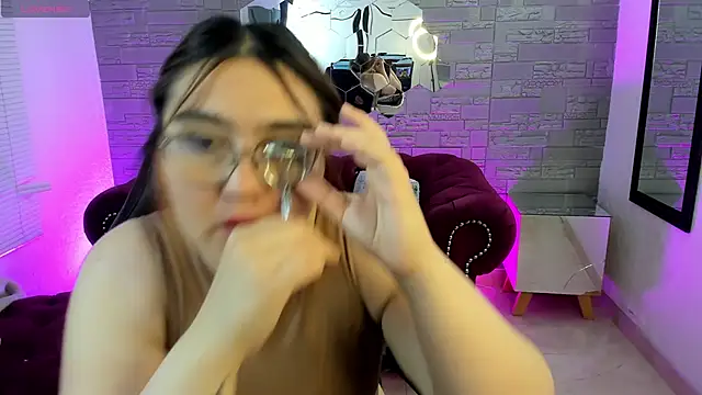 conniejames m online show from 27, 10, 2025