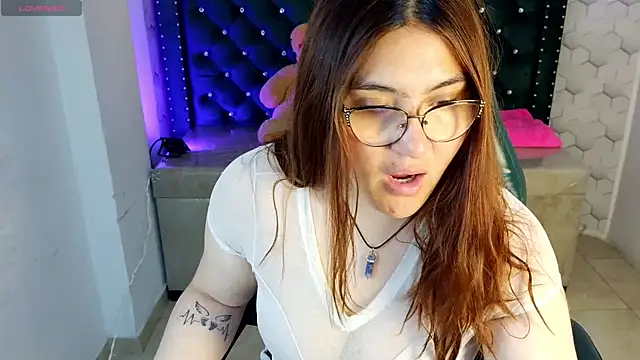 Snapshot of conniejames_m chatting on 18, 7, 2026 conniejames m online show from 18, 7, 2026
