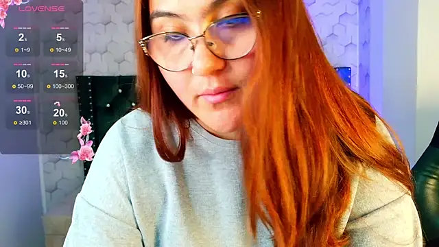 Snapshot of conniejames_m chatting on 6, 6, 2026 conniejames m online show from 6, 6, 2026