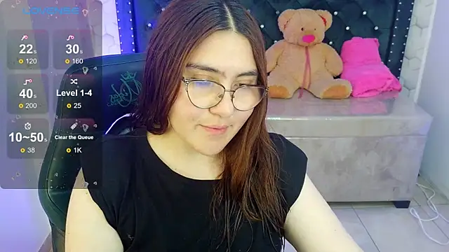 Snapshot of conniejames_m chatting on 7, 5, 2026 conniejames m online show from 7, 5, 2026