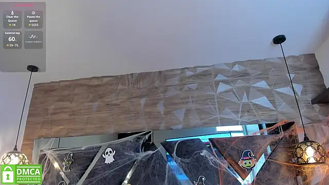 Venus velez  online show from 23, 10, 2025