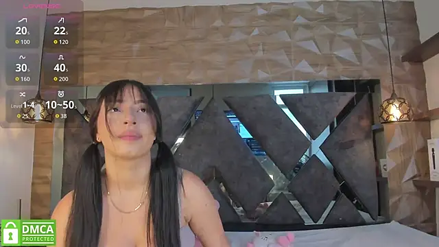 Venus velez  online show from 15, 3, 2026