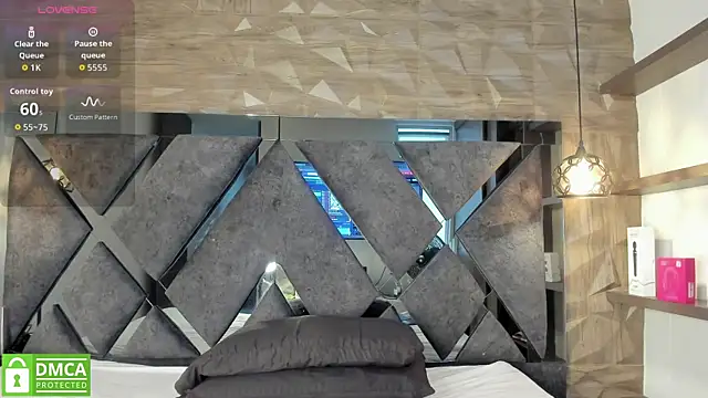 Venus velez  online show from 11, 3, 2026