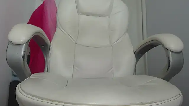 Snapshot of paiper_halliwey chatting on 9, 3, 2025 paiper halliwey online show from 9, 3, 2025