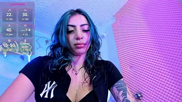 SaturnooStonee online show from 22, 5, 2026