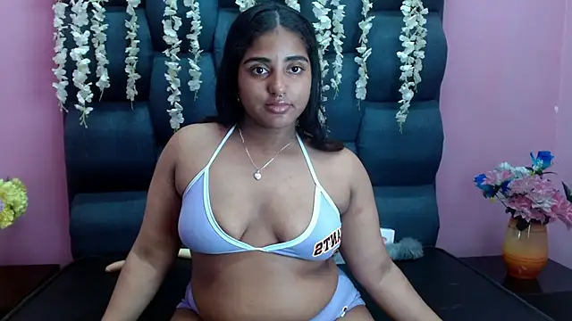 Snapshot of Sofia_Hernandez_ chatting on 19, 2, 2025 Sofia Hernandez online show from 19, 2, 2025