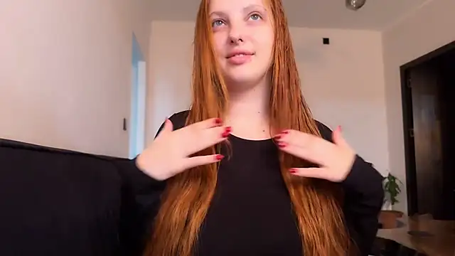 Chaptertoo online show from 9, 10, 2025