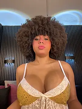 kendall coxx online show from 25, 3, 2026