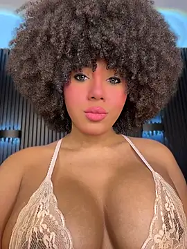 Snapshot of kendall_coxx chatting on 17, 6, 2026 kendall coxx online show from 17, 6, 2026
