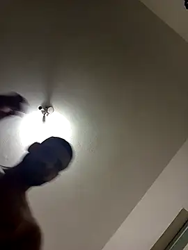 luismanuel 1998 online show from 28, 11, 2025