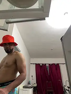 luismanuel 1998 online show from 3, 3, 2026