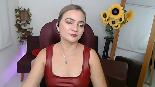 Snapshot of ana_milf chatting on 10, 6, 2026 ana milf online show from 10, 6, 2026