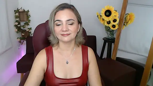 Snapshot of ana_milf chatting on 10, 7, 2026 ana milf online show from 10, 7, 2026