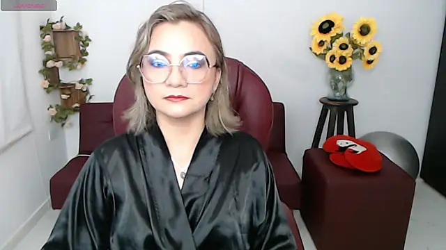 Snapshot of ana_milf chatting on 2, 5, 2026 ana milf online show from 2, 5, 2026