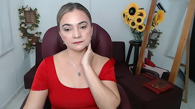 Snapshot of ana_milf chatting on 3, 6, 2026 ana milf online show from 3, 6, 2026