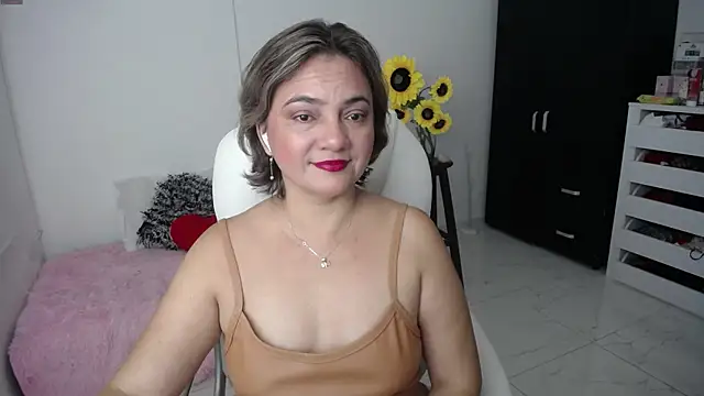 ana milf online show from 17, 2, 2025