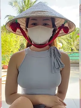 BabyThree  online show from 28, 11, 2025