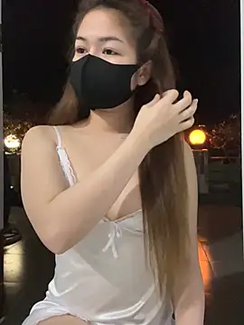 BabyThree  online show from 5, 2, 2026