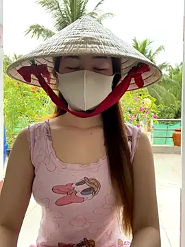 BabyThree  online show from 22, 10, 2025