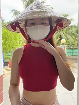 BabyThree  online show from 23, 11, 2025