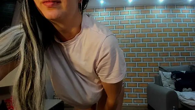 hottitsAnna online show from 13, 12, 2025