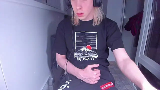 Snapshot of matt_spark chatting on 21, 2, 2025 matt spark online show from 21, 2, 2025