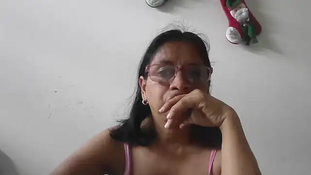 Snapshot of titssmall123 chatting on 11, 1, 2026 titssmall123 online show from 11, 1, 2026