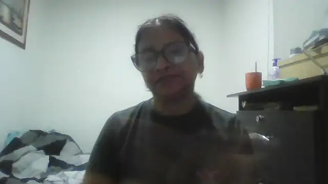 Snapshot of titssmall123 chatting on 2, 2, 2026 titssmall123 online show from 2, 2, 2026