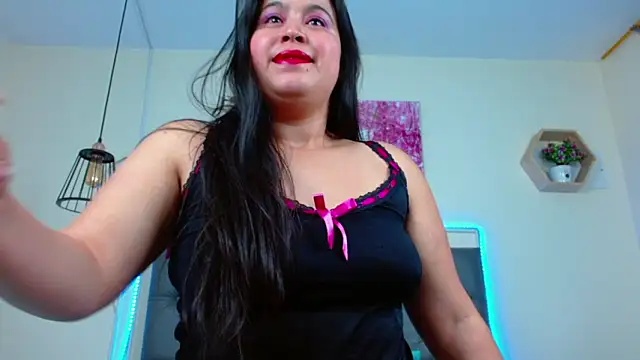 mia xx1 online show from 8, 2, 2025